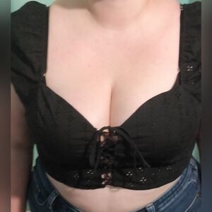 H&M Peasant sleeve lace up crop top